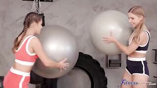 The sweetest pussy licking session between two sensual lesbian beauties