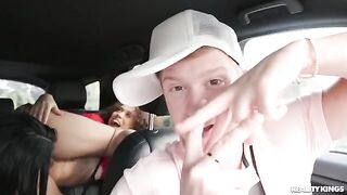 A pick-up guy agreed to fuck a girl for 200 dollars