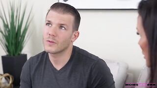 My stepmom is a complete bitch in sex