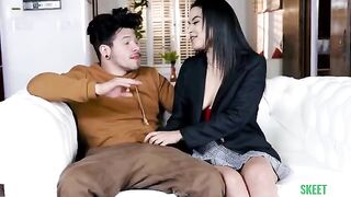 A girl from the next house came to me and I fucked her