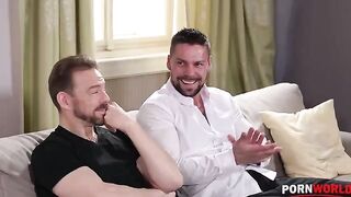 Airtight DP as a housewarming gift for a new flat mate with a passion for sex