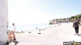 Crazy anal sex on the beach with passers-by watching