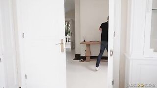 She cheated on her husband with a friend on social media