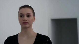 She enjoys anal sex right in the dance studio with her lover