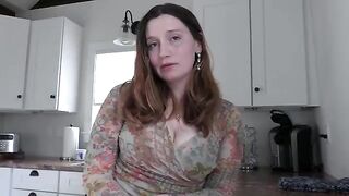 A step mom as a birthday gift to the guy a deep blowjob