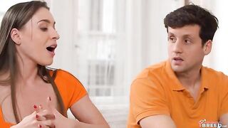 I came to my stepmom and got fucked on the couch