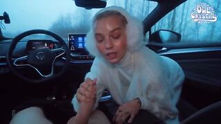 A beautiful and slutty schoolgirl gets fucked by stranger in car