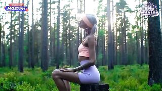 A girl sucked her neighbor's cock outdoors in HD quality