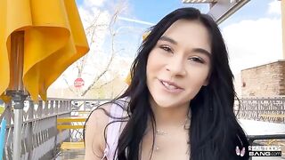 You think girls on the first date do not do blowjobs?