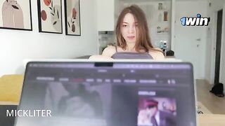 A man fucked a young amateur whose attention was distracted
