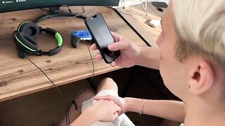 The man checked the strength of the girl's pussy and streamers for the first time