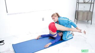Instead of jogging, a brunette got a pussy full of cum in the gym