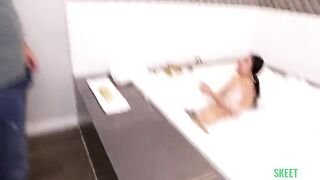 Juicy ass Latin girl gets her pussy railed on the bed