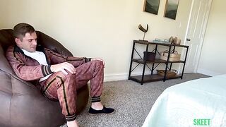 How to properly do a blowjob? Watch and learn from the best