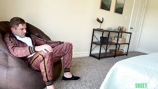 How to properly do a blowjob? Watch and learn from the best