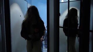A couple has passionate sex after their first meeting