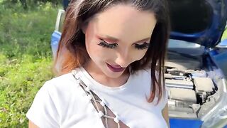 A girl came to me, we sat down and I fucked her